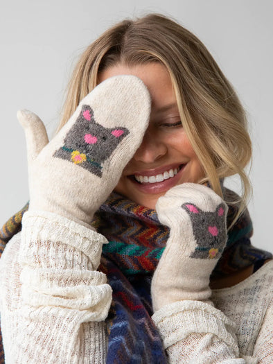 Intarsia Mittens Cream Cat