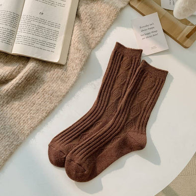 Knitted Cashmere Crew Cozy Socks in Brown