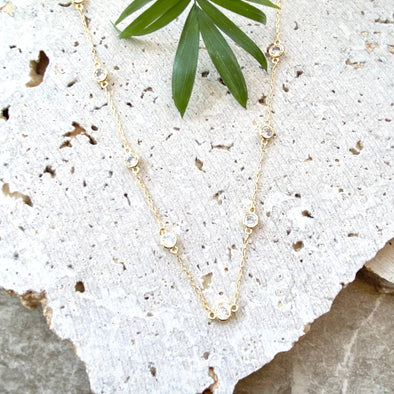 Gold and crystal short Necklace