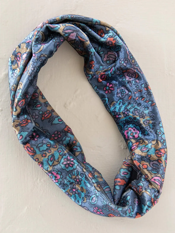 Velvet Boho Bandeau® Headband in  Retro Paisley Navy