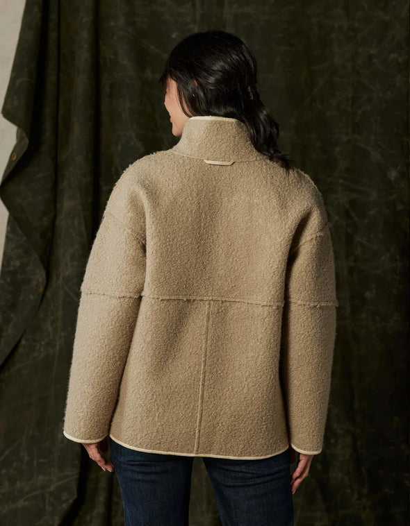 Highland Fleece Snap Coat in Oat