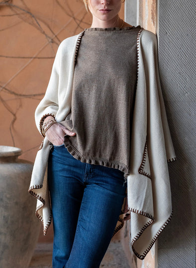 Whipstitch Travel Wrap in Cream/Bronze