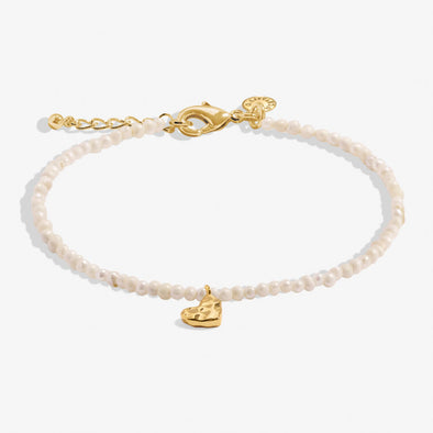 Mini Charms Natural Matte Pearl Heart Bracelet In Gold-Tone Plating