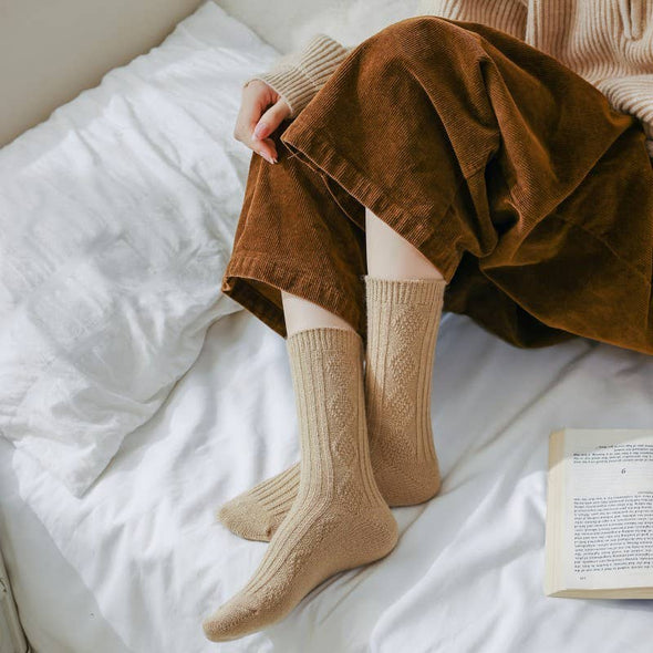 Knitted Cashmere Crew Cozy Socks in Light Khaki