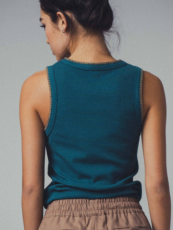 Contrast Trim Ribbed Minimalist Statement Tank Top