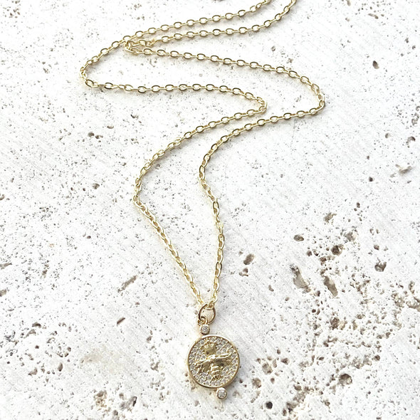 Queen bee necklace trendy gold jewelry dainty