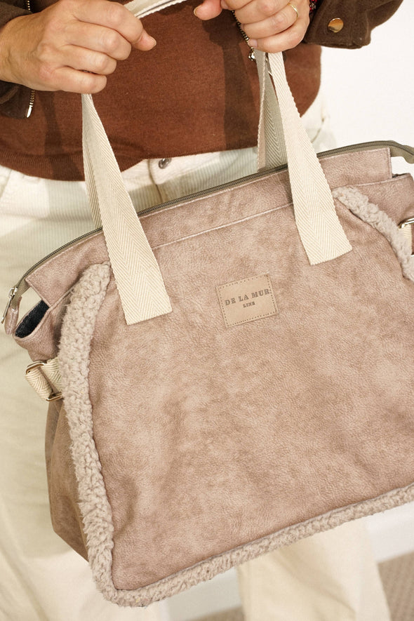 De La Mur Noce Reversible Shoulder Bag | Taupe & Beige – Johnny's